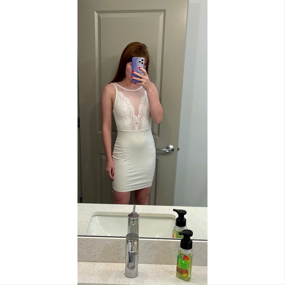 SOLD ✖️ Lulu’s Coquina White Lace Bodycon Dress - Picture 1 of 8